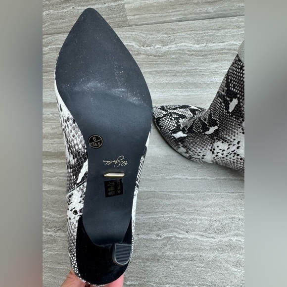 NEW! 42 Gold Ojai Suede Cuff Snakeskin Bootie Heels Womens Size 6 - Picture 5 of 10